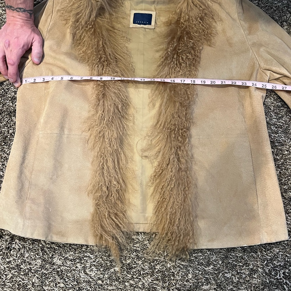 Venezia Tan suede Jacket - Picture 5 of 8
